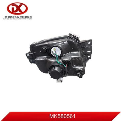 Lewa lampa mgłowa nadająca się do MITSUBISHI MK580561 03-5005L 035005L 214-2051L-UE