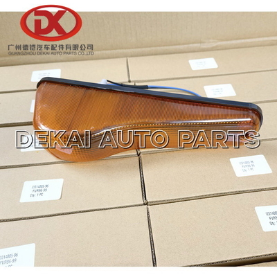 8-97221813-0 Części do samochodów ciężarowych ISUZU 8972218130 Lampa drzwi 8972218140 8-97221814-0