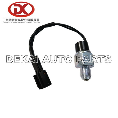 Przełącznik neutralny Części elektryczne ISUZU NKR77 4JH1T Hamulec wydechowy 8 98023050 0 8980230500