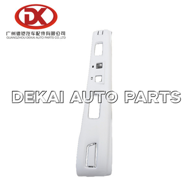ISUZU 700P 4HK1 NPR przedni zderzak 8974056341 8974056270 8 97405634 1