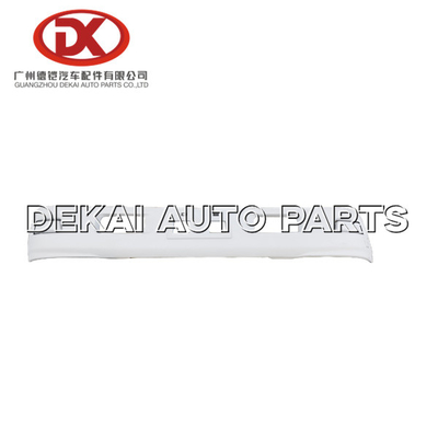 ISUZU 700P 4HK1 NPR przedni zderzak 8974056341 8974056270 8 97405634 1