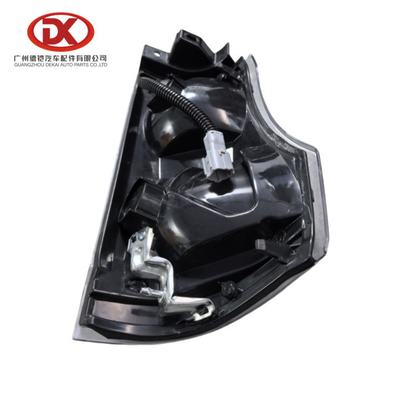 Światła LED LH /RH 600P NPR71 NQR ISUZU 8973539551 8973539541