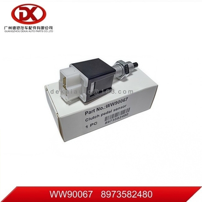Przełącznik światła hamulcowego Przełącznik światła tylnego 8 97358248 0 8973582480 NQR
