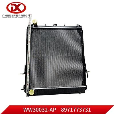 RADIATOR ASM (Aluminium Plastic)8971773731 8 97177373 1 dla ISUZU NPR 4HG1 4HF1 Części ciężarówek