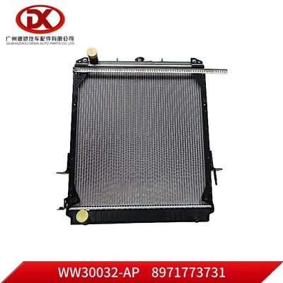 RADIATOR ASM (Aluminium Plastic)8971773731 8 97177373 1 dla ISUZU NPR 4HG1 4HF1 Części ciężarówek