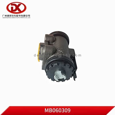 Cylinderek hamulcowy koła MB060308 MB060309 do Mitsubishi Canter FE5 FE6