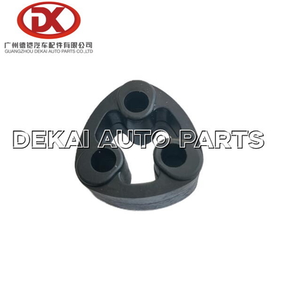Gumowy uchwyt wydechowy z 3 otworami Części zamienne ISUZU 8941562560 3-82452411-0