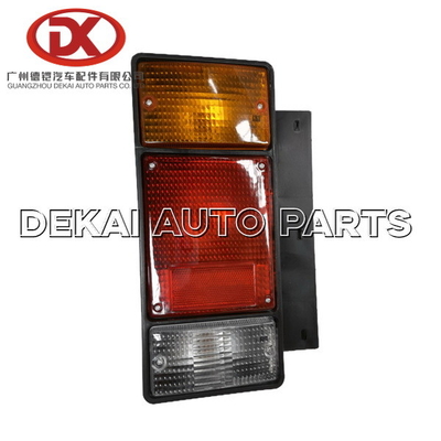 NPR 600P ISUZU Części nadwozia Tylna lampa tylna ciężarówki Led 8942574202