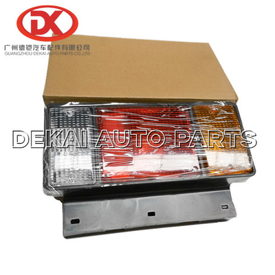 NPR 600P ISUZU Części nadwozia Tylna lampa tylna ciężarówki Led 8942574202